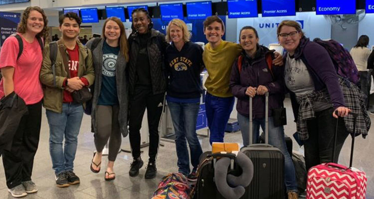 A group of Kent State resident assistants traveled to Australia in the first trip of the university's International Residence Assistant Exchange Program.